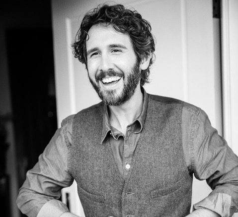You are currently viewing Josh Groban